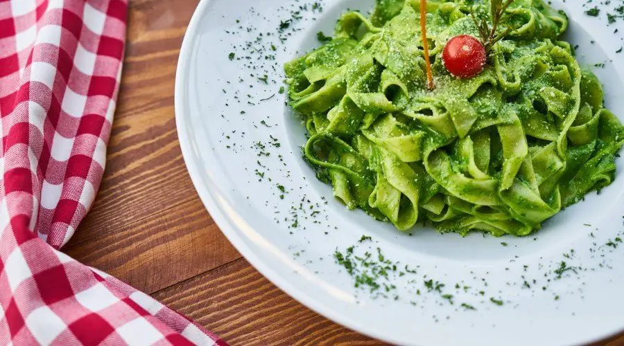 pesto calories