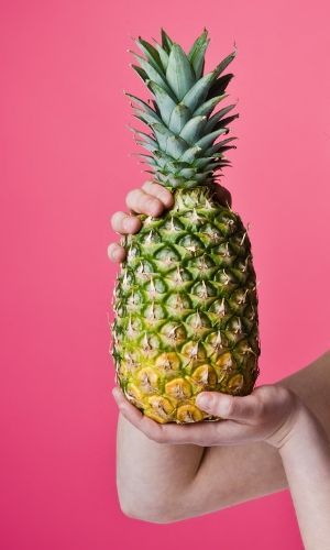 pineapple calories