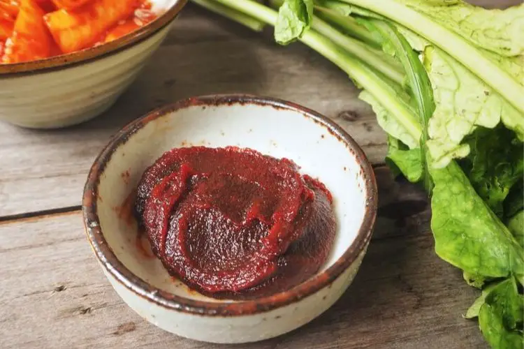 tomato paste calories