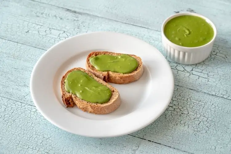 pistachio consumption with other foods