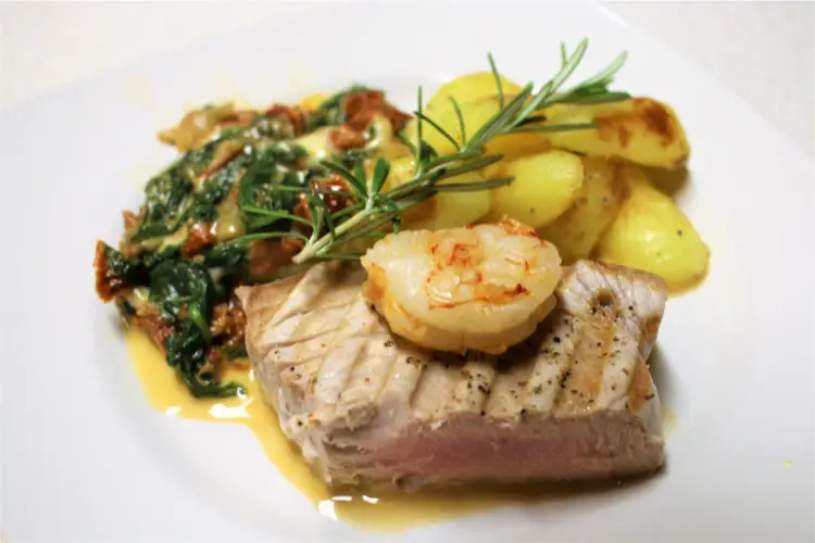tuna calories