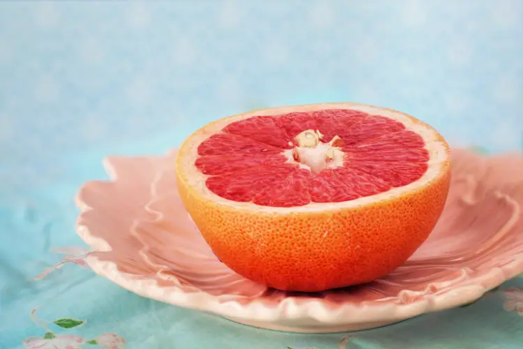 grapefruit calories